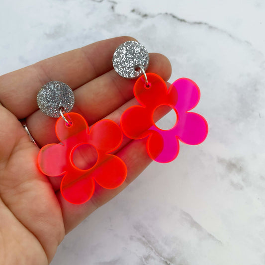 Neon Pink Daisy Earrings - Lost Minds Clothing