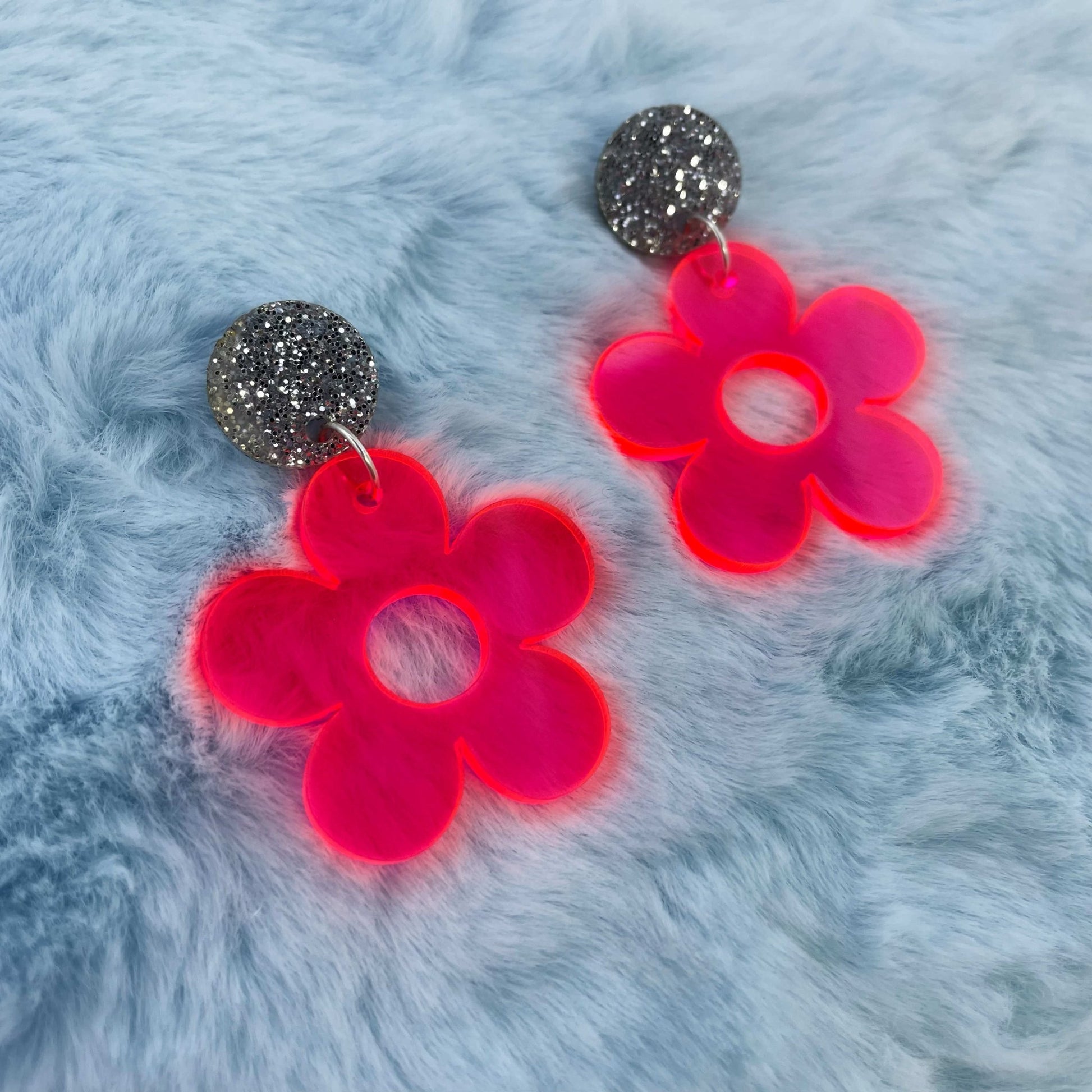 Neon Pink Daisy Earrings - Lost Minds Clothing