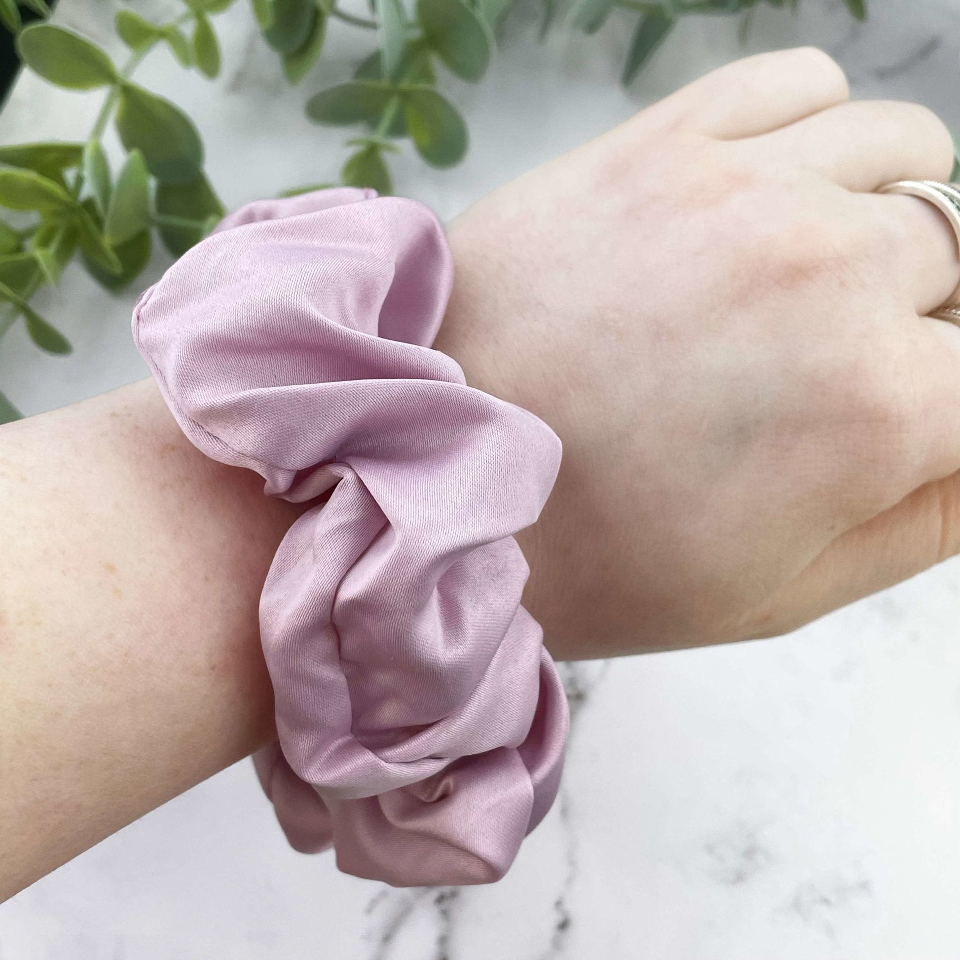 Sleep Satin Scrunchie - Lost Minds Clothing